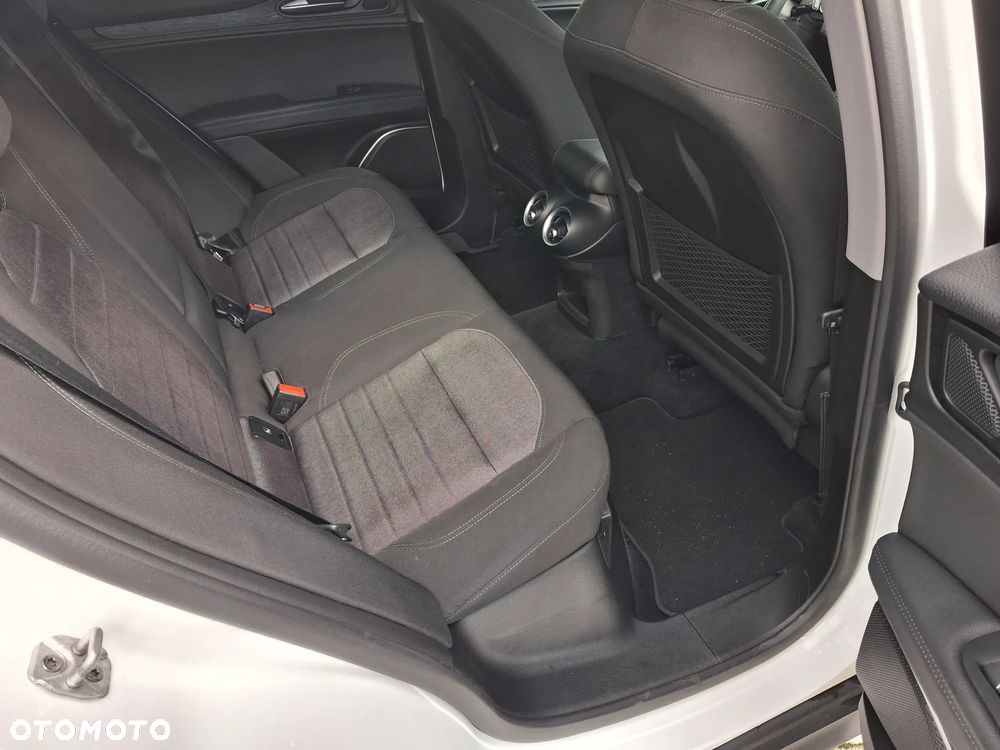 Alfa Romeo Stelvio 2.0 Turbo Business Q4 - 29