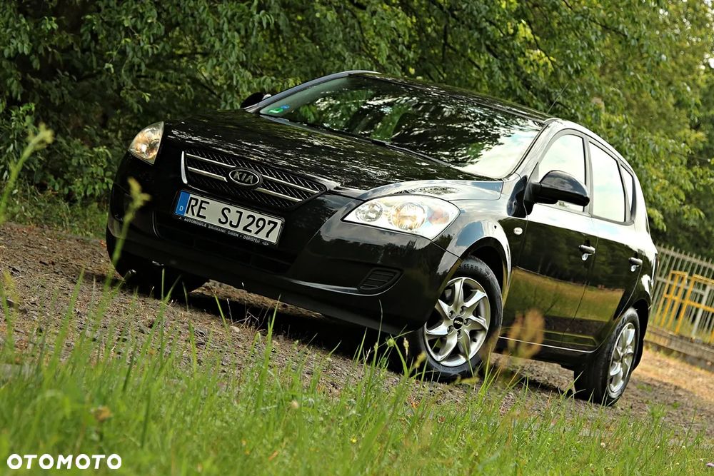 Kia Ceed 1.4 CVVT Attract - 4