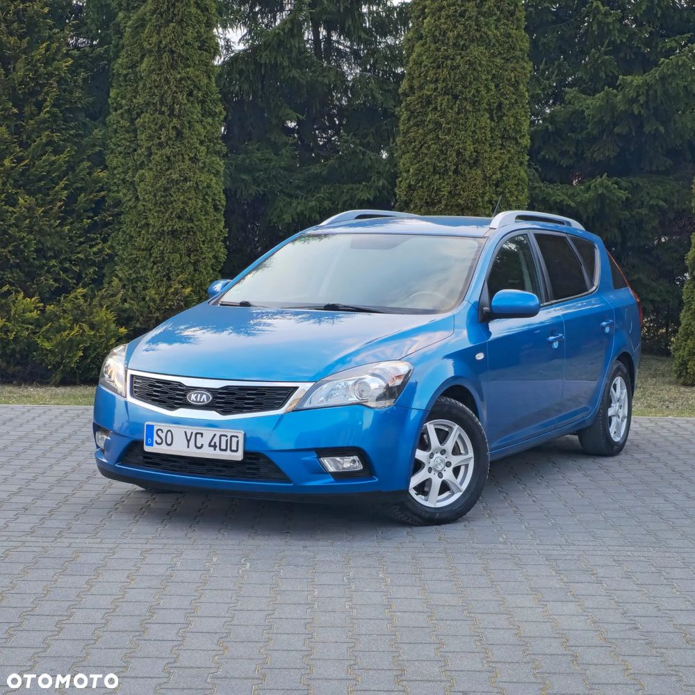 Kia Ceed - 1