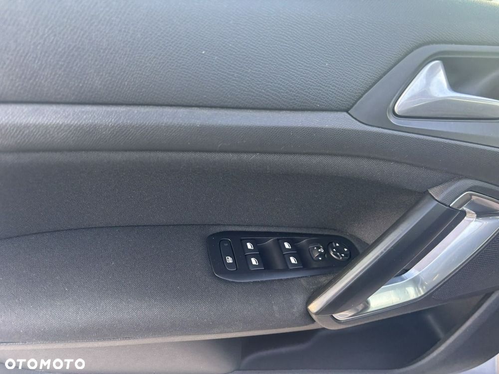 Peugeot 308 BlueHDi 120 Stop & Start Active - 18