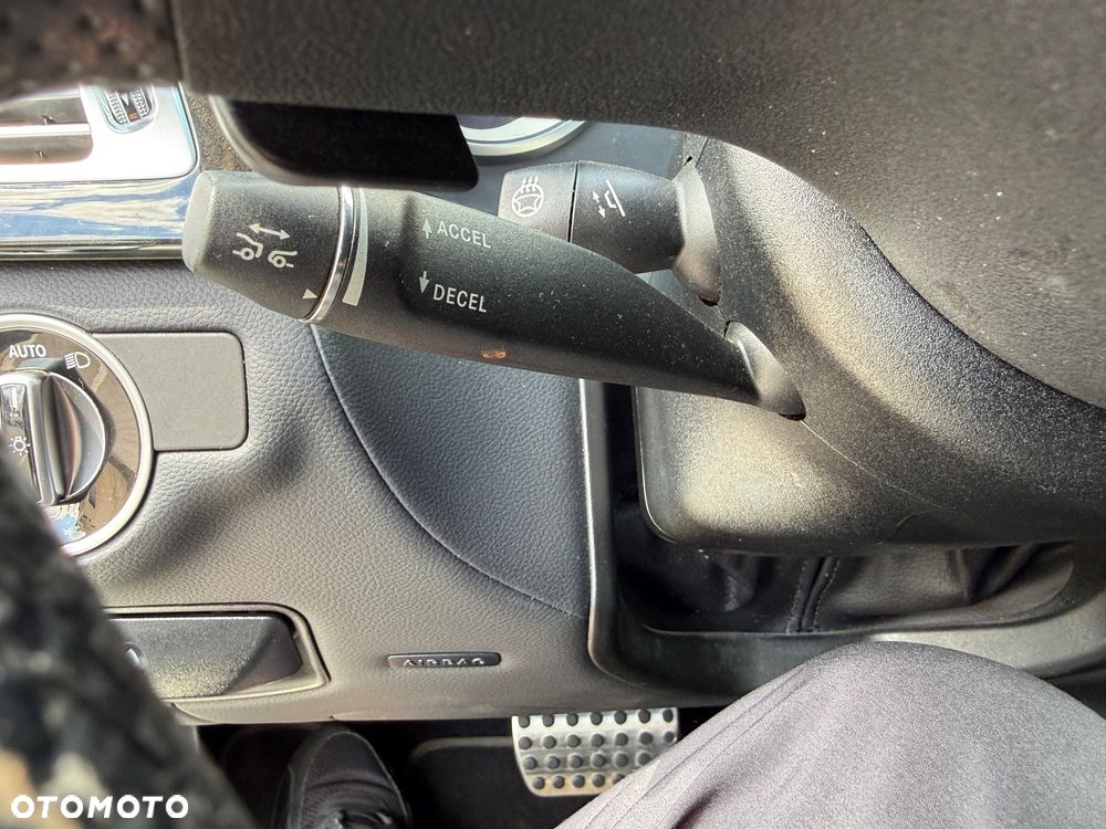 Mercedes-Benz CLS 500 4-Matic 7G-TRONIC - 26