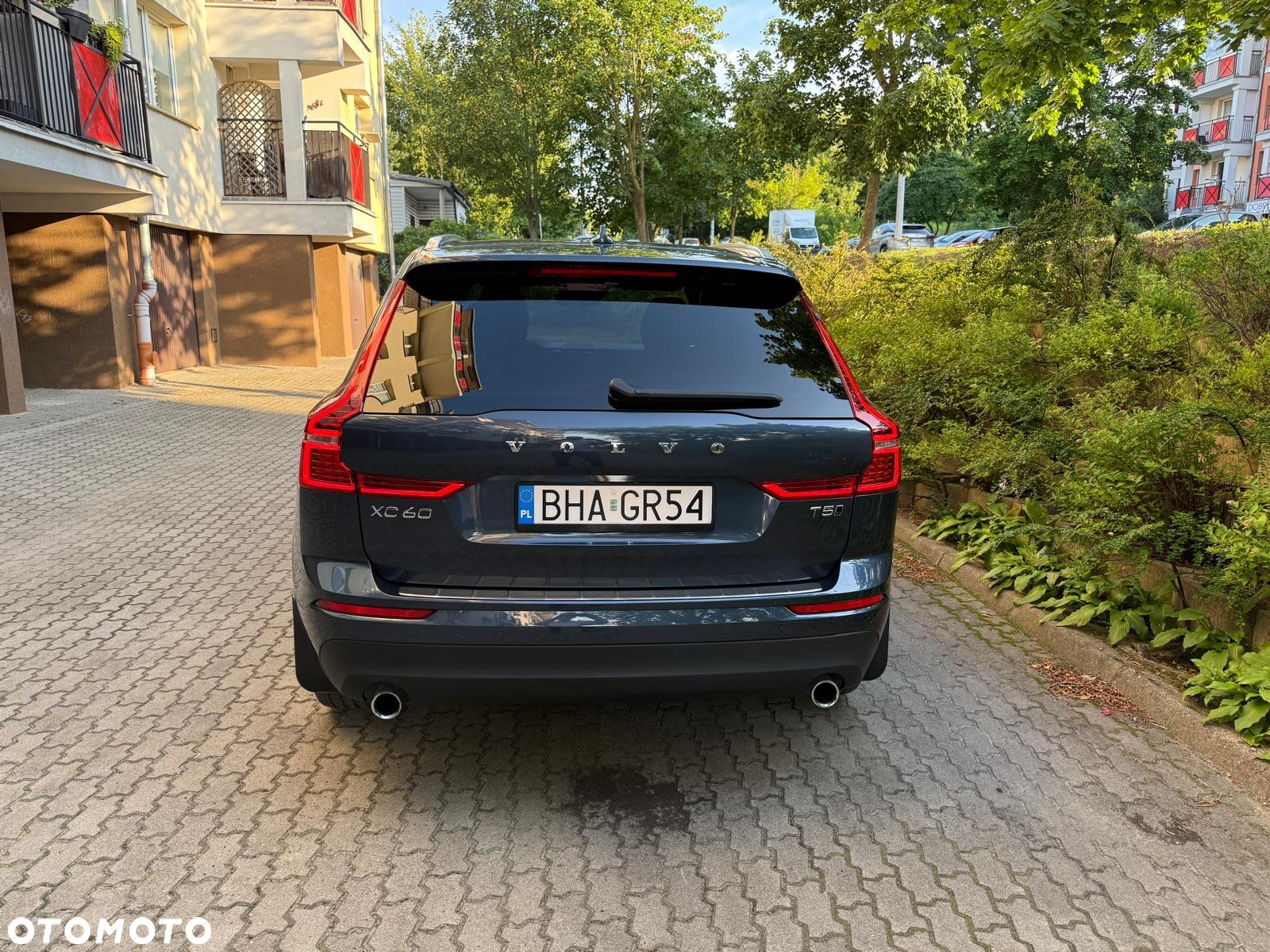 Volvo XC 60 T5 AWD Geartronic Momentum - 12