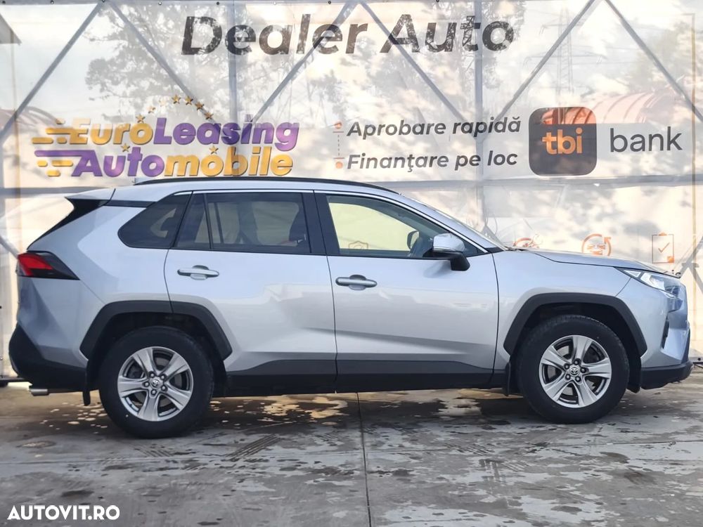 Toyota RAV4 2.0P CVT AWD Luxury - 4