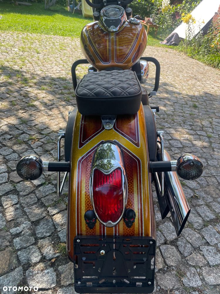 Suzuki VL 800 Volusia - 6