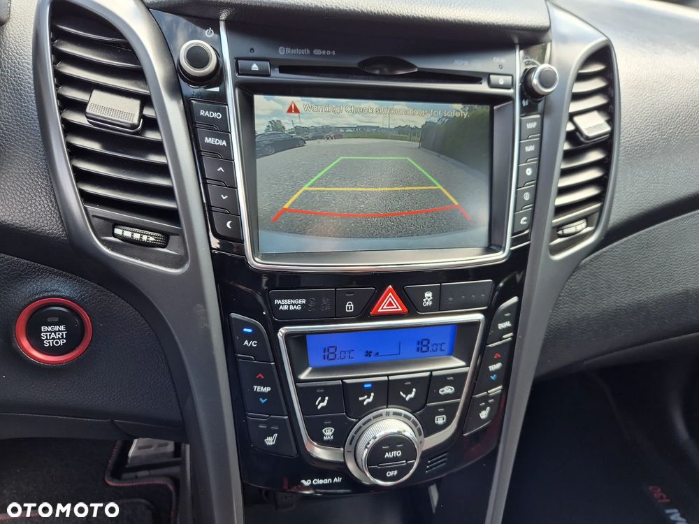 Hyundai i30 1.6 T GDI Turbo - 28