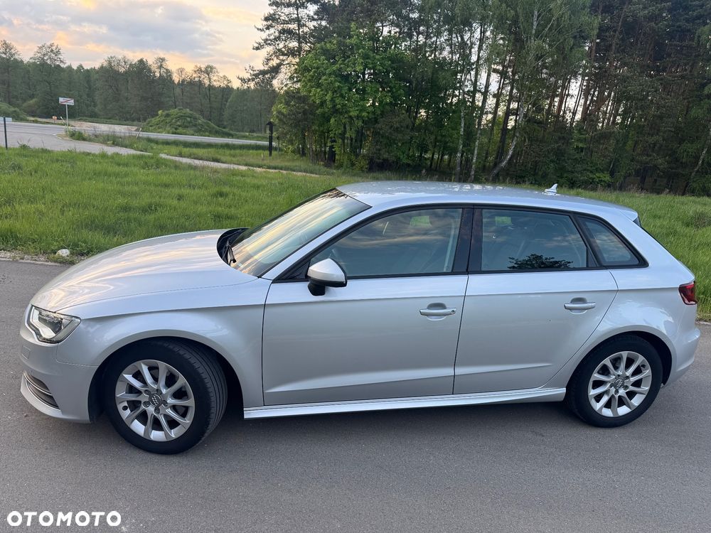 Audi A3 Sportback 1.6 TDI ultra Attraction - 25