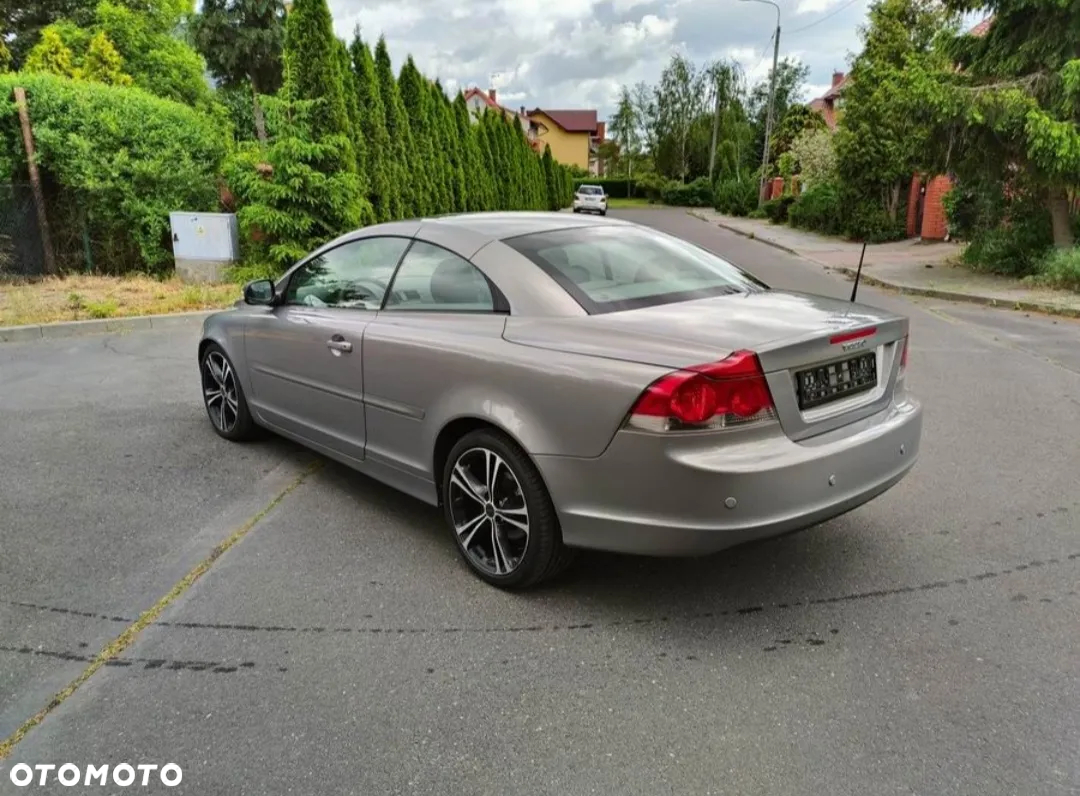 Volvo C70 2.0D Summum - 11