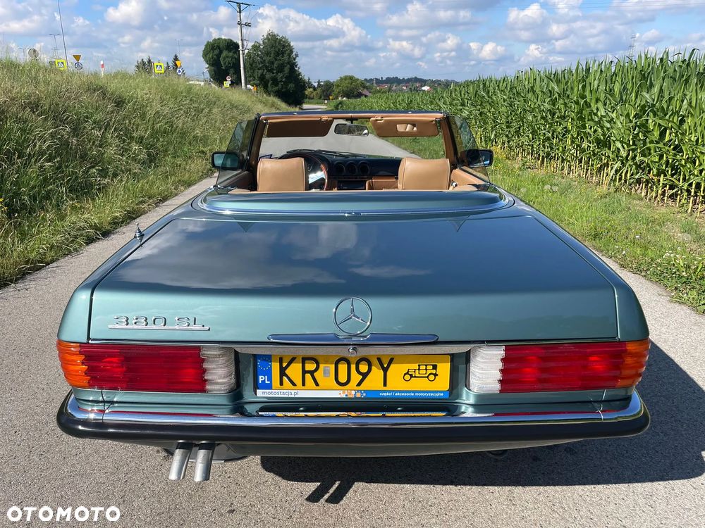 Mercedes-Benz SL - 12