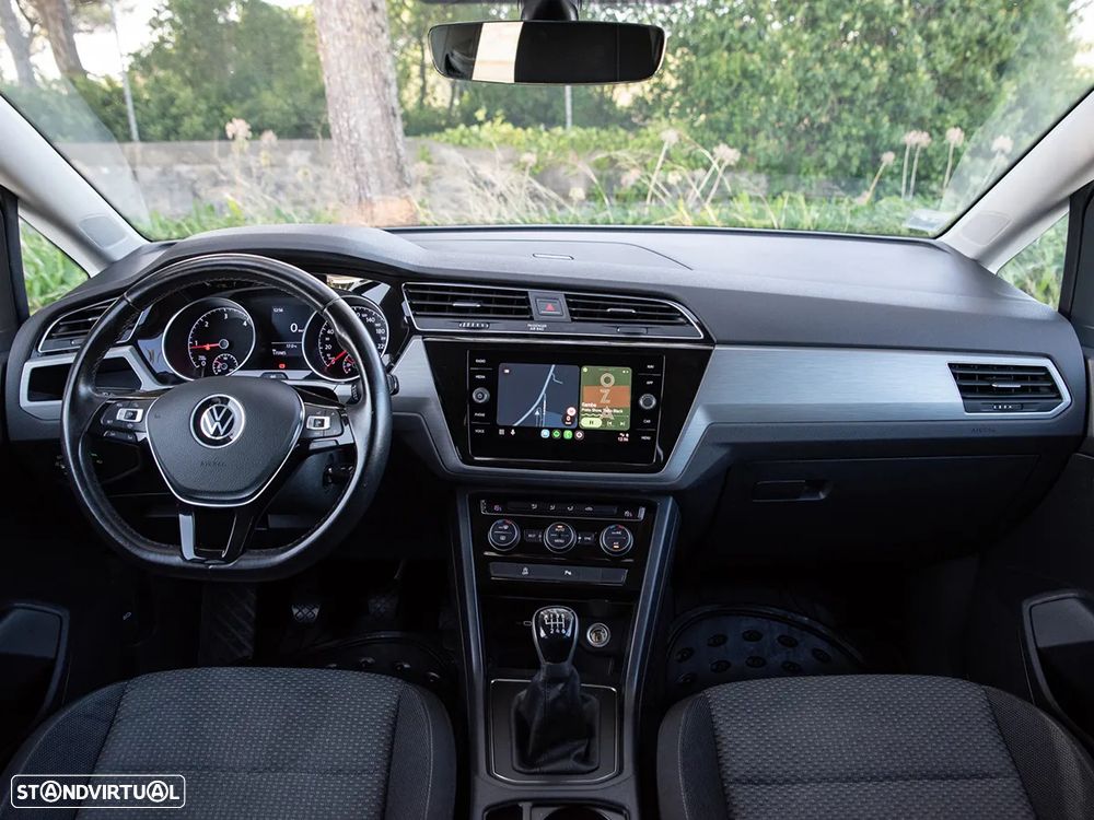 VW Touran 2.0 TDI Confortline - 14