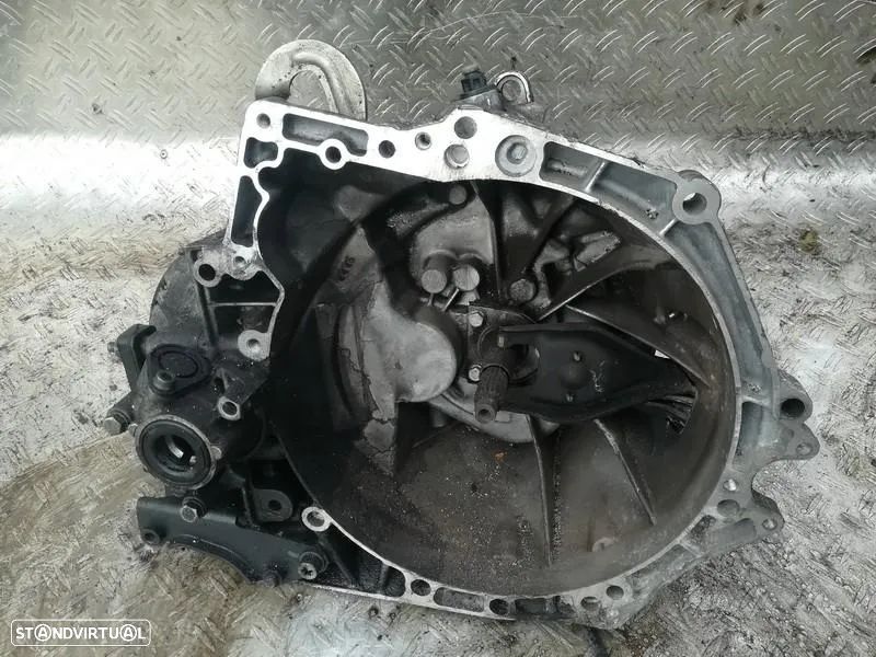 Caixa de 5 velocidades manual 20DP58 CITROEN C3 PICASSO 1.6 HDI - 1