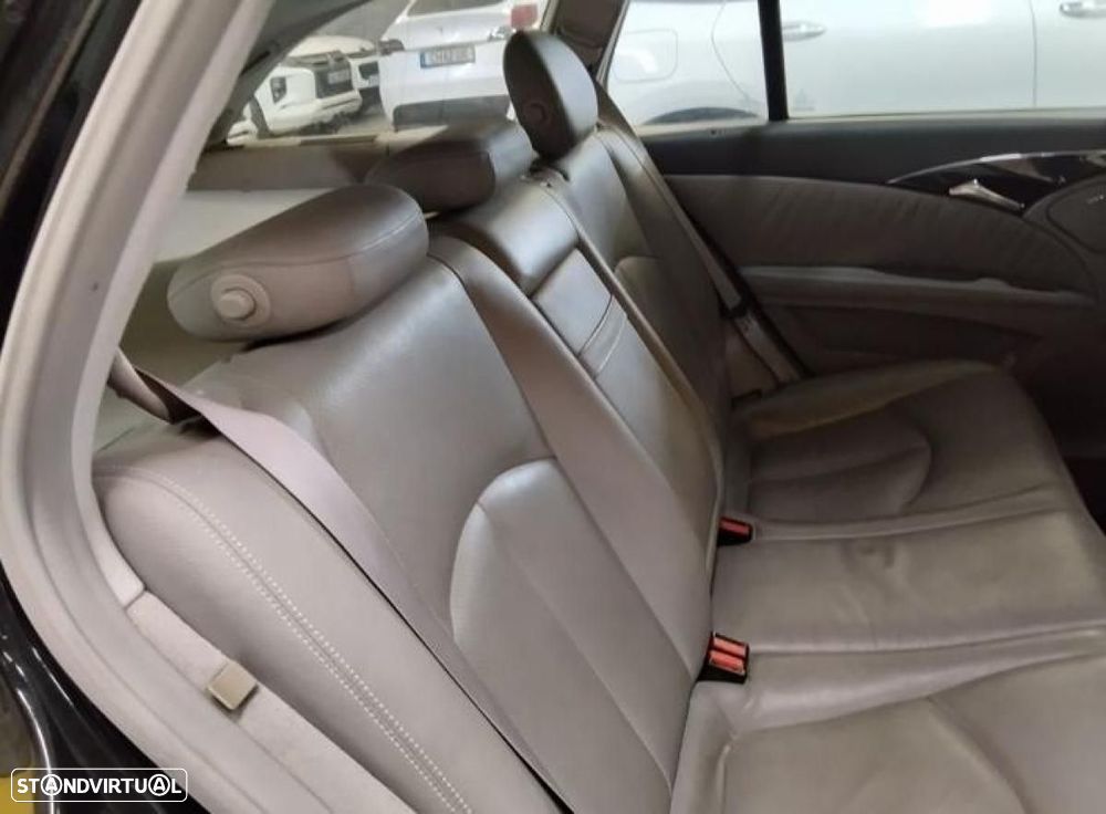 Mercedes-Benz E 220 — fotografia 4