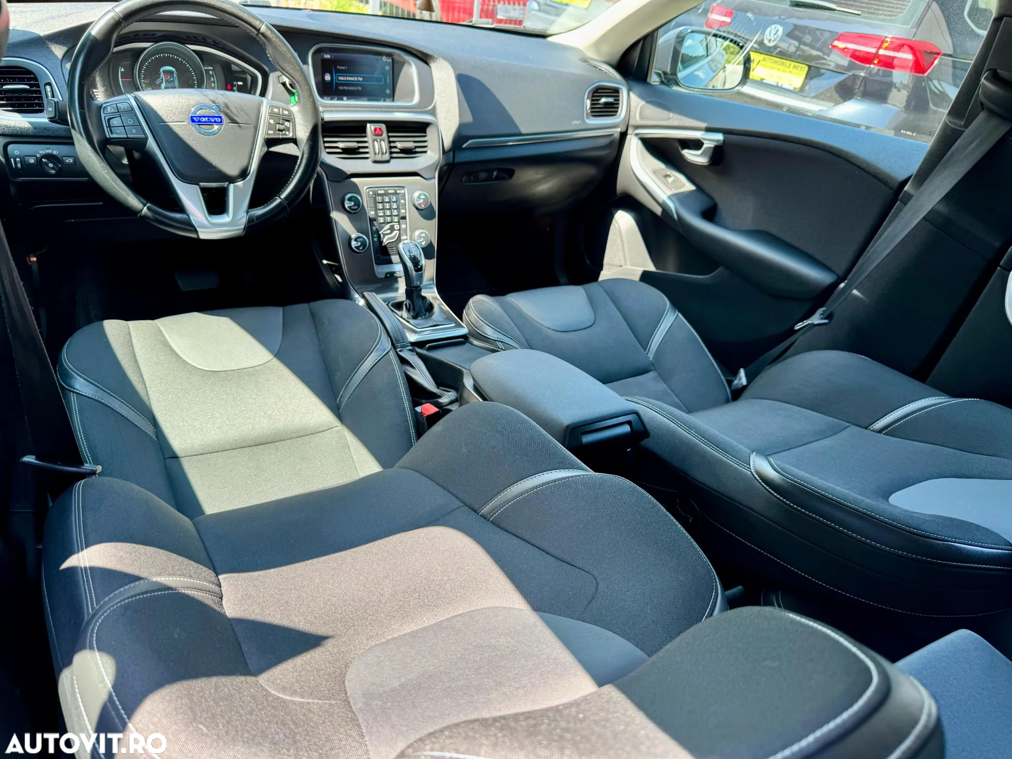 Volvo V40 D2 ECO Aut. Momentum - 21
