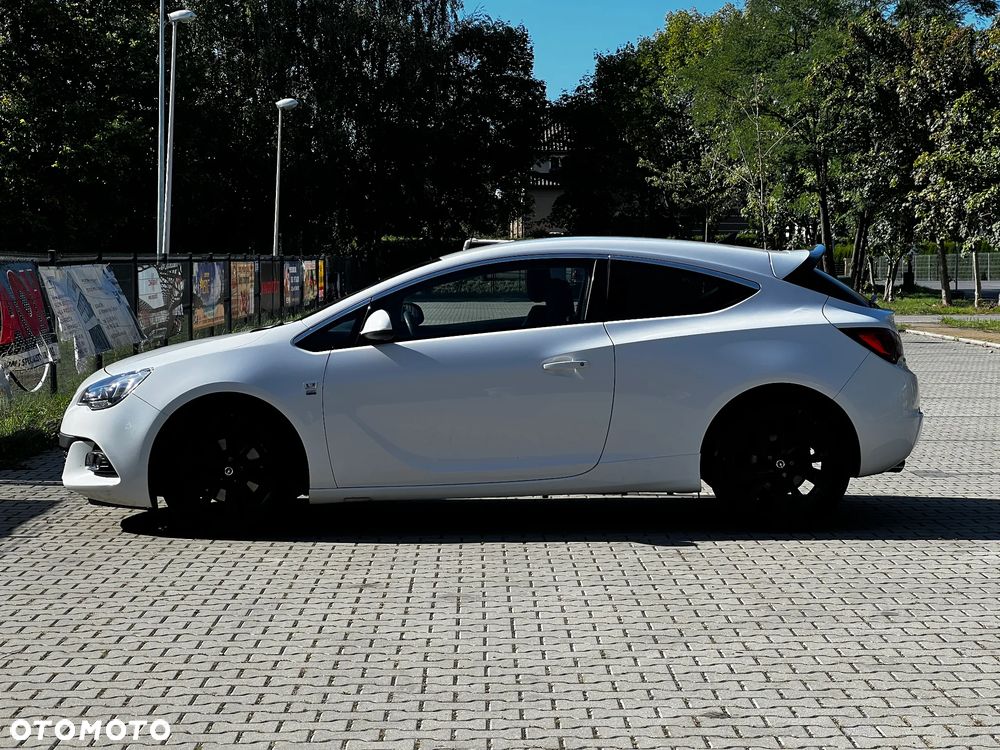 Opel Astra GTC 1.4 Turbo Innovation - 3