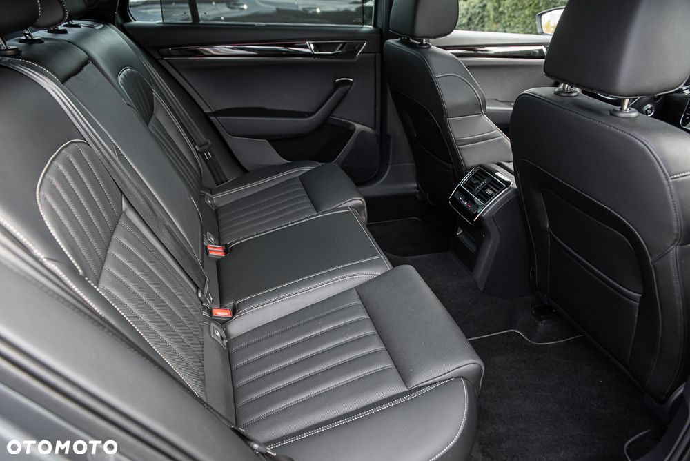 Skoda Superb 2.0 TDI L&K DSG7 - 40