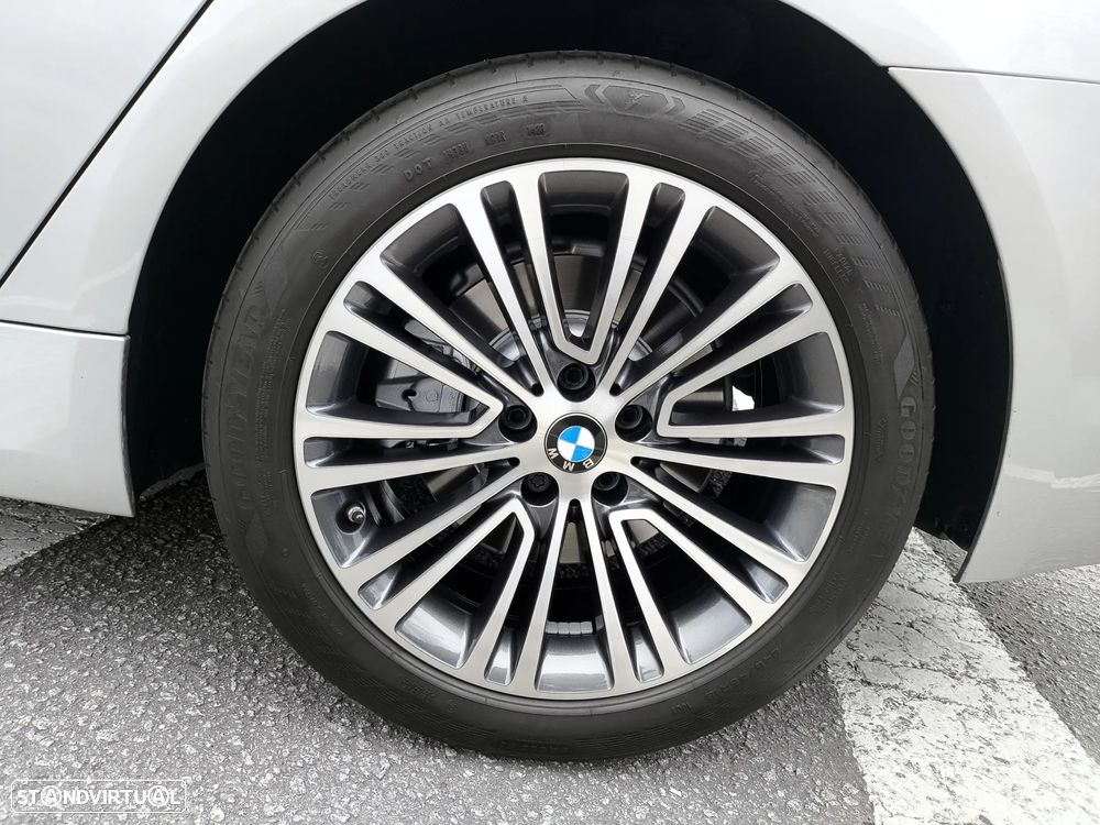 BMW 520 d ED Line Sport - 32