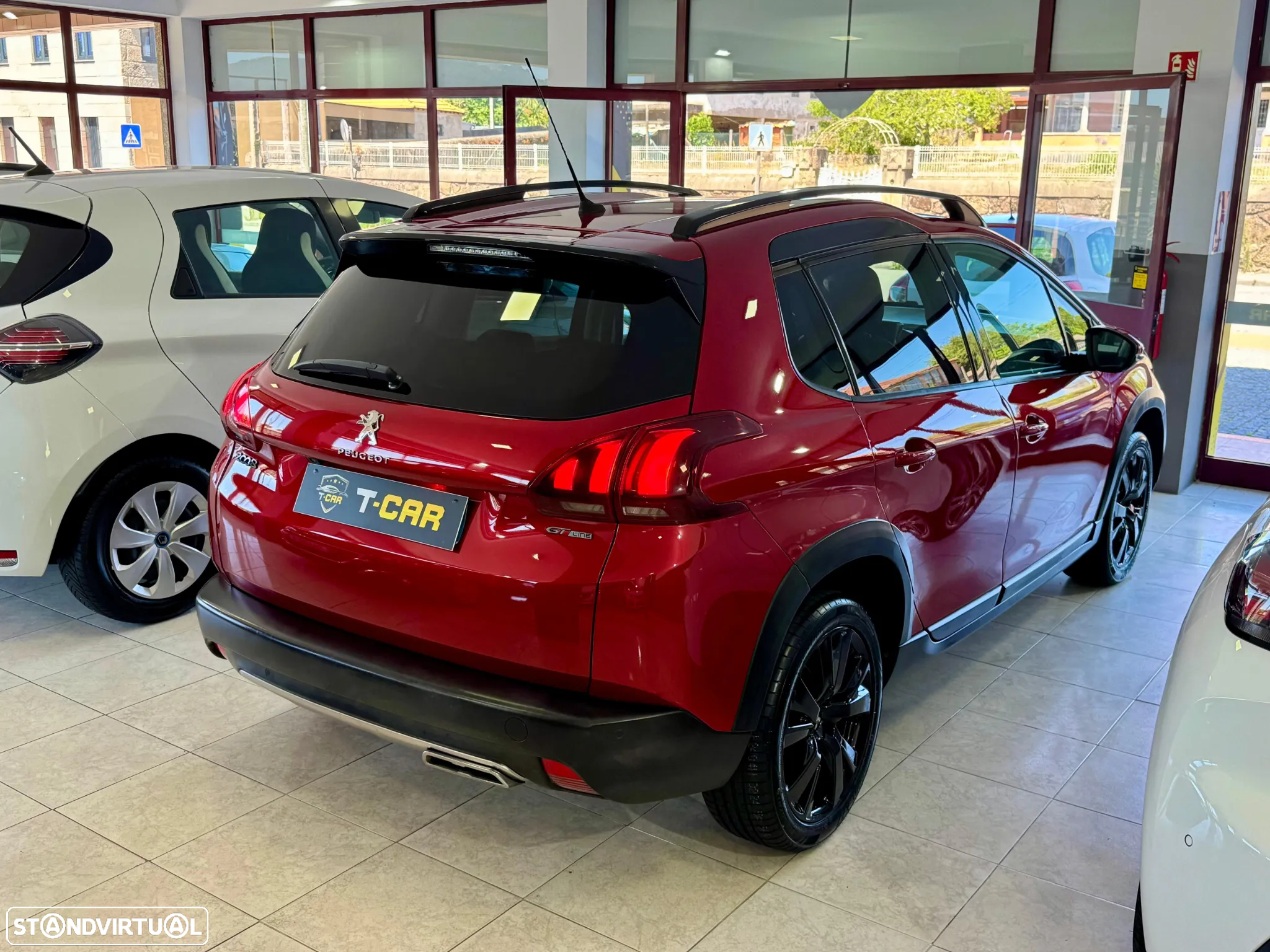 Peugeot 2008 PureTech 130 Stop&Start GT-Line Edition - 6
