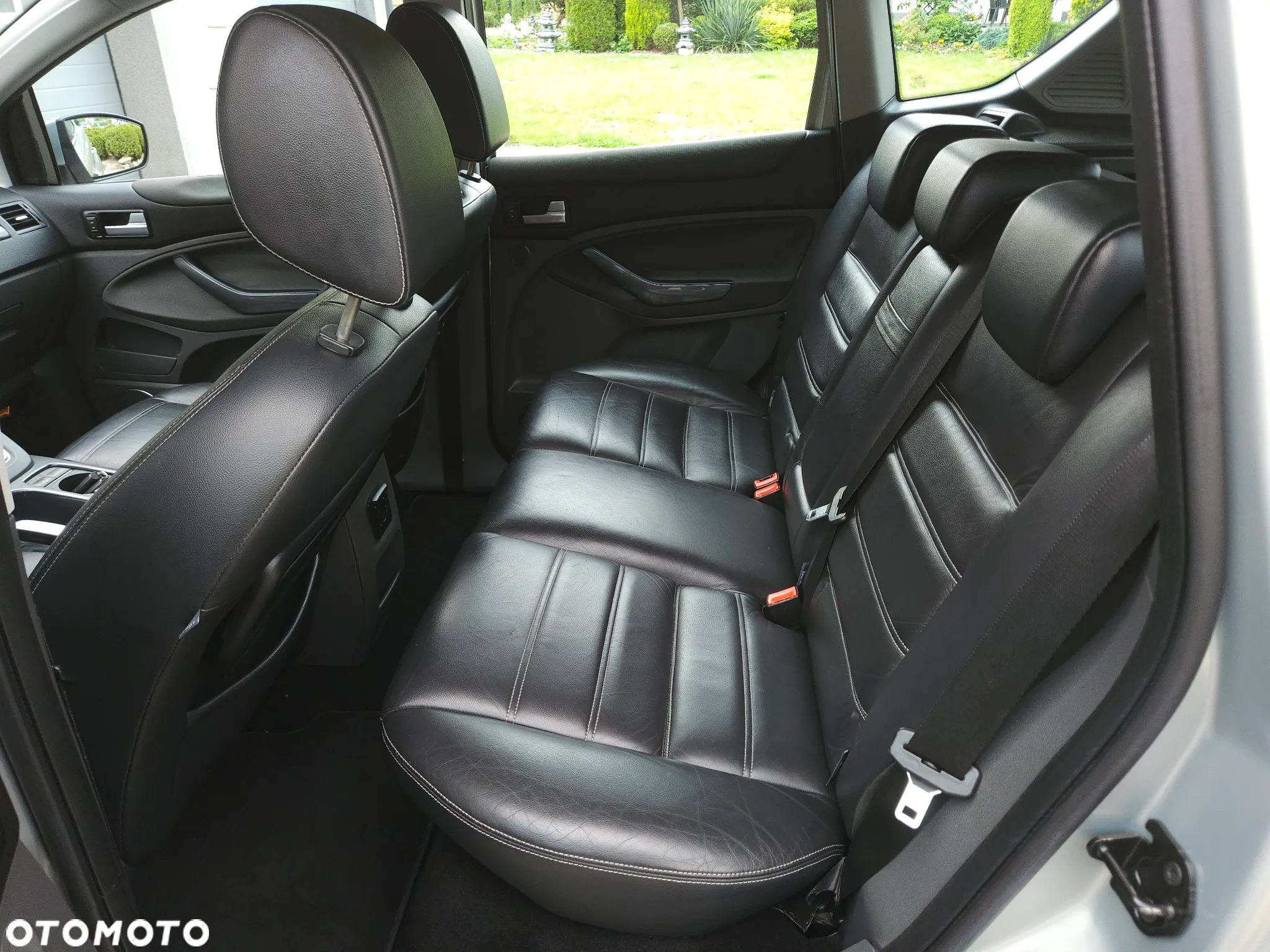 Ford Kuga 2.0 TDCi 4x4 Titanium - 33
