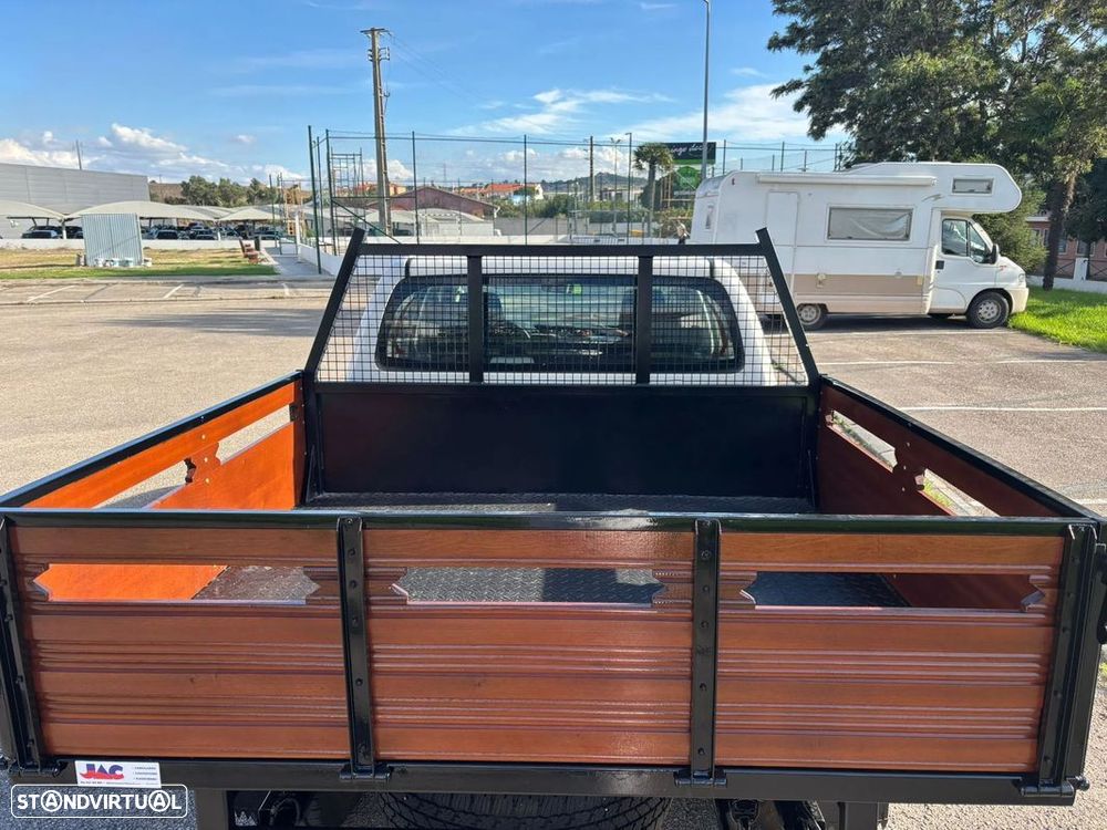 Toyota Hilux 2.4 D-4D 4WD CD CM - 4