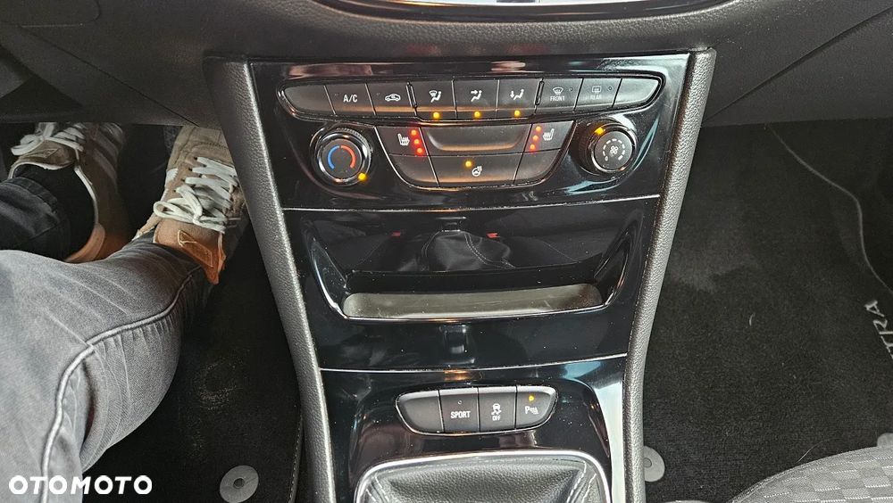 Opel Astra 1.4 Turbo Start/Stop Edition - 15