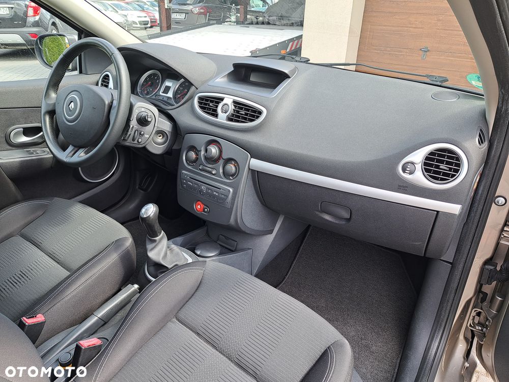 Renault Clio 1.2 TCE Expression - 9
