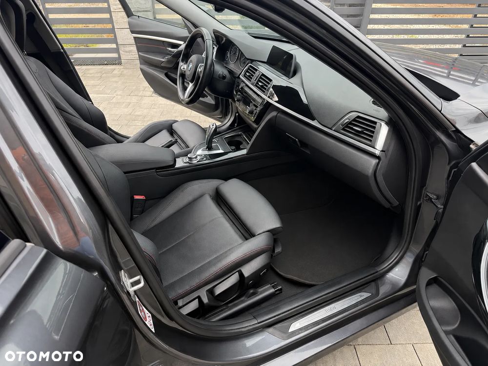 BMW Seria 3 318d Sport Line - 17