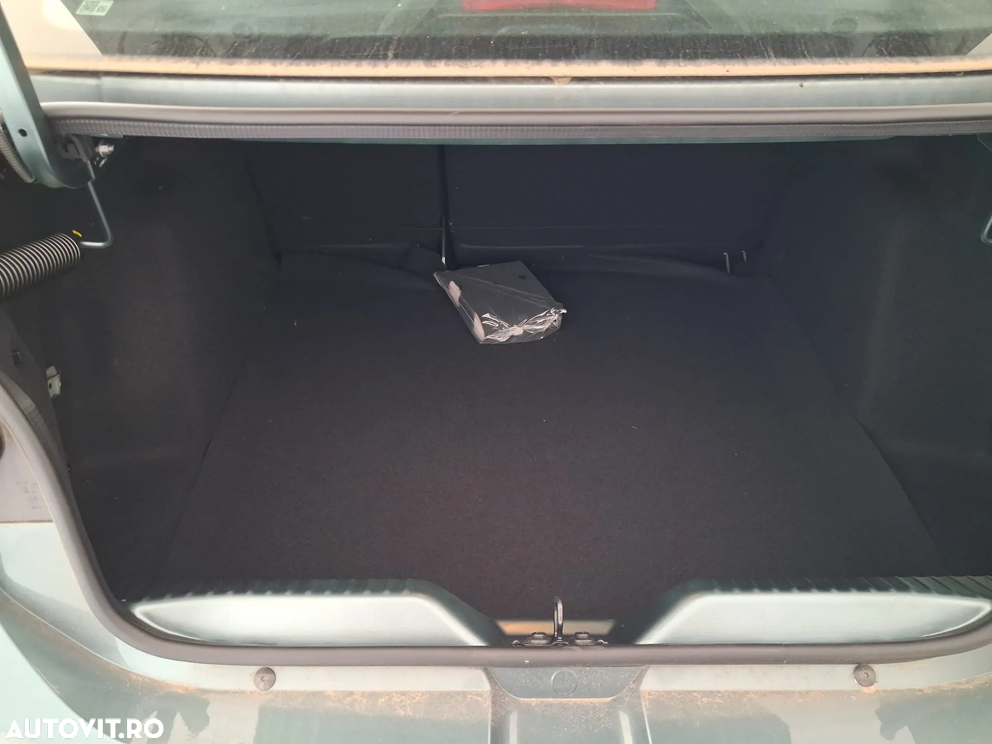 Dacia Logan TCe 90 MT6 Expression - 4