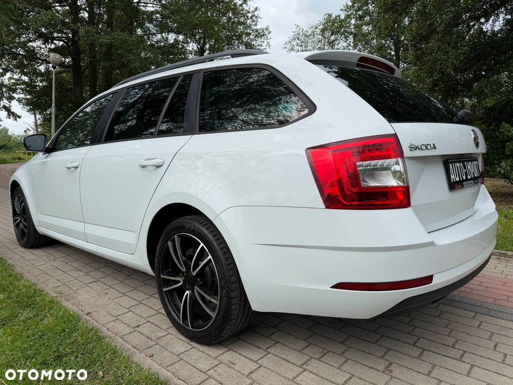Skoda Octavia 1.6 TDI Soleil - 5