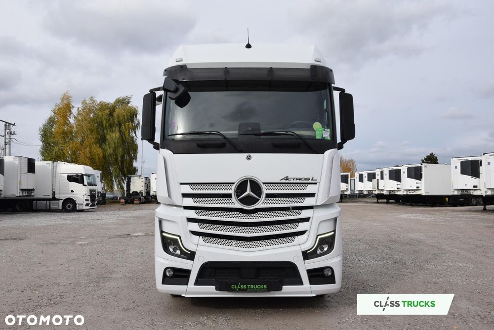 Mercedes-Benz Actros 5 1845 BigSpace LED lights - 2