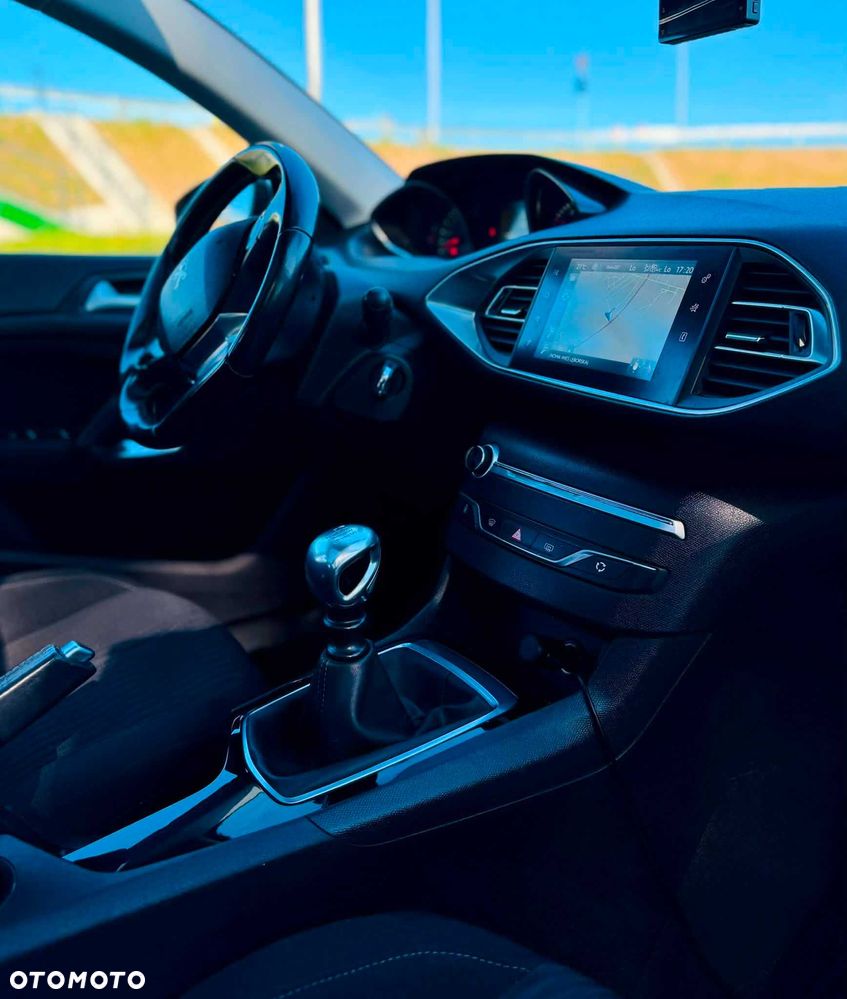 Peugeot 308 - 6