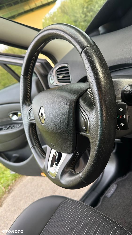Renault Scenic ENERGY TCe 115 Bose Edition - 14