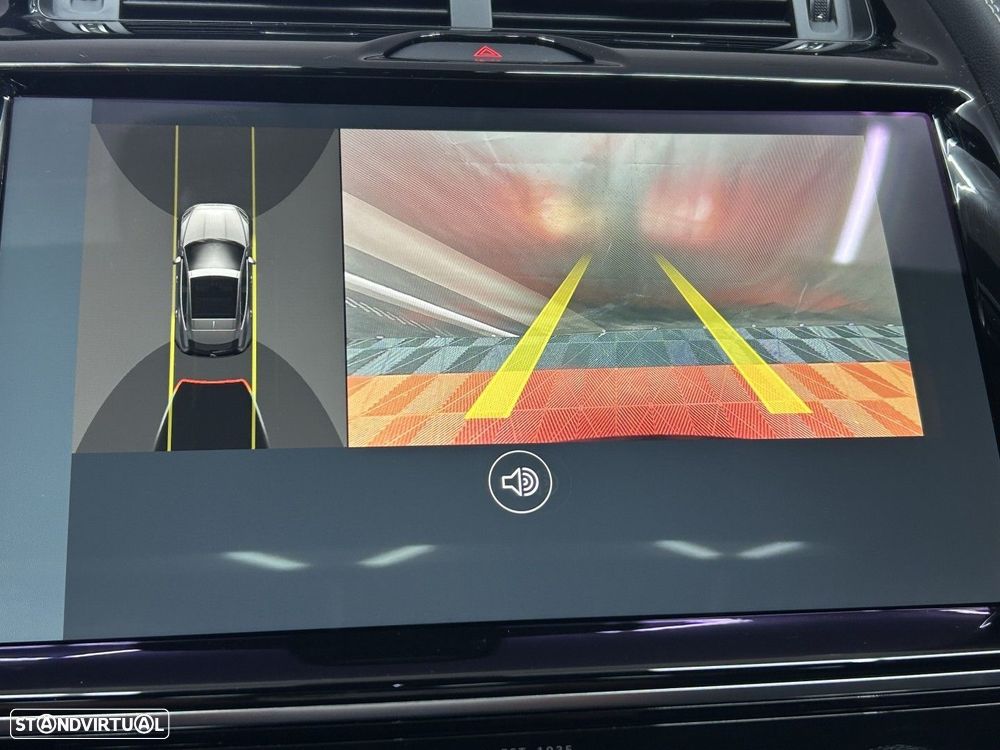 Jaguar E-Pace 1.5 P300e R-Dynamic HSE AWD Aut. - 16