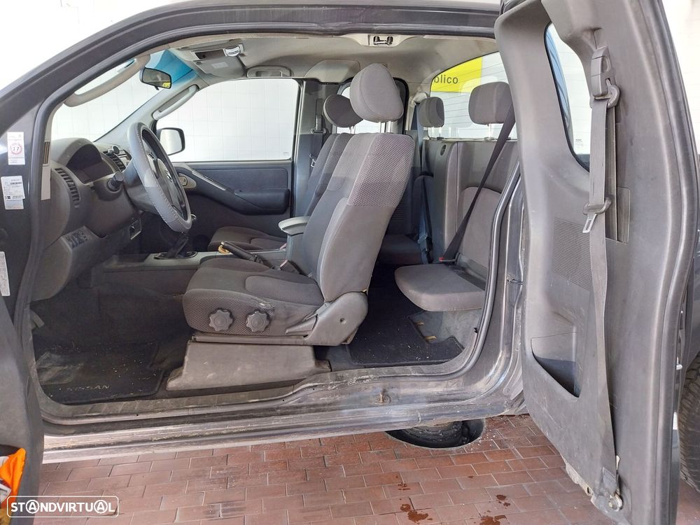 Nissan Navara 2.5 dCi KC SE - 5