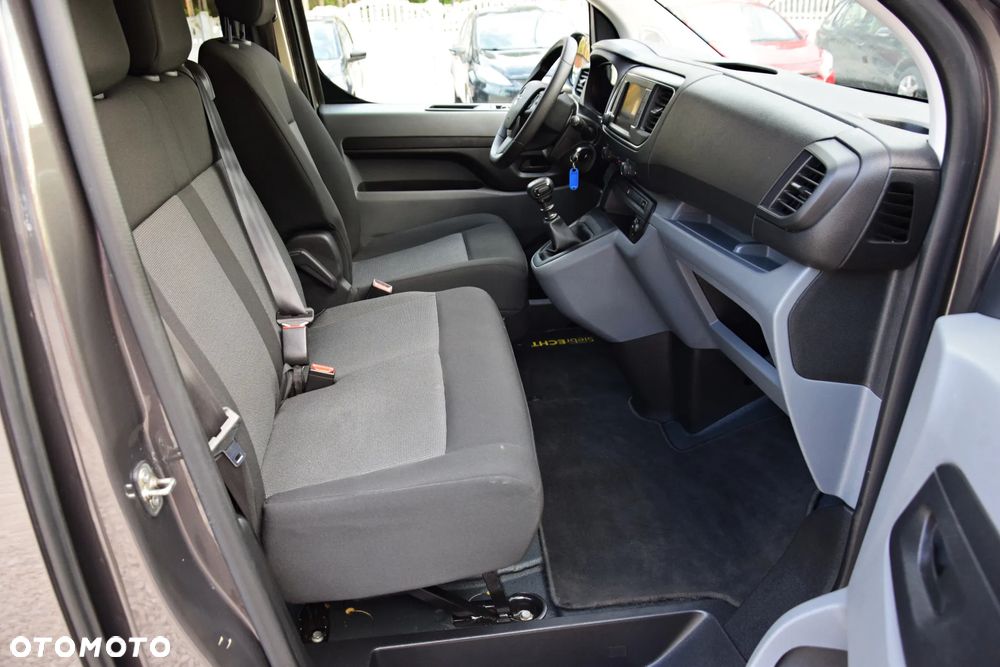 Opel Vivaro Long 2,8t Flex (bryg.) - 31