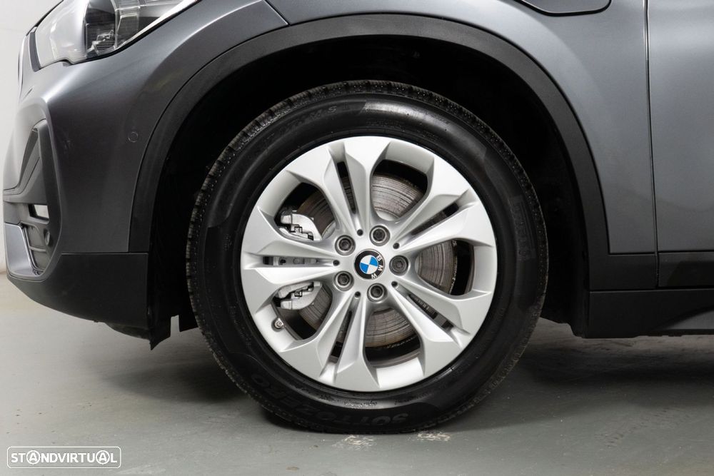 BMW X1 25 e xDrive Corporate Edition - 19