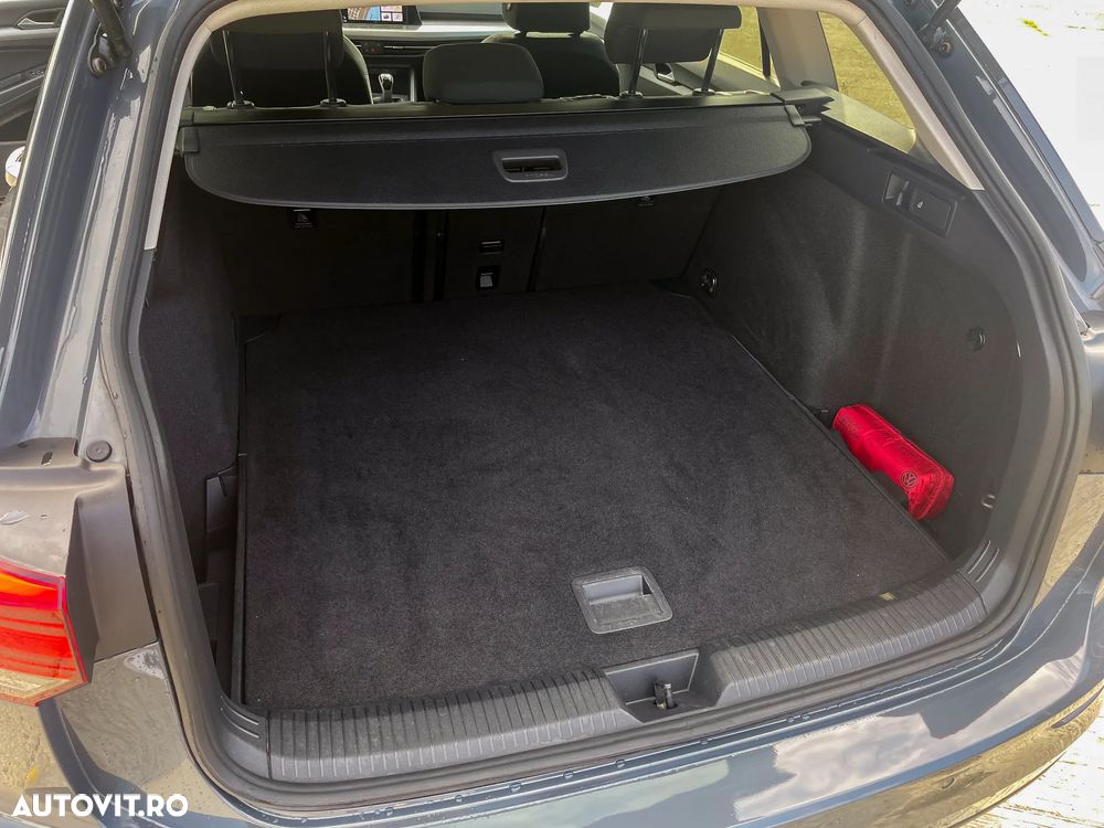 Volkswagen Golf 2.0 TDI SCR Life - 28
