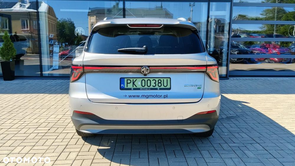 MG S5 EV - 8