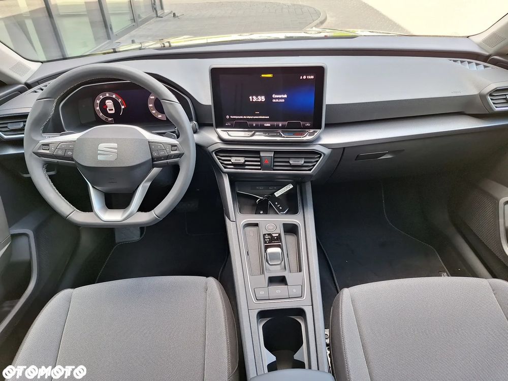 Seat Leon Sportstourer 1.5 eTSI mHEV Style DSG - 11
