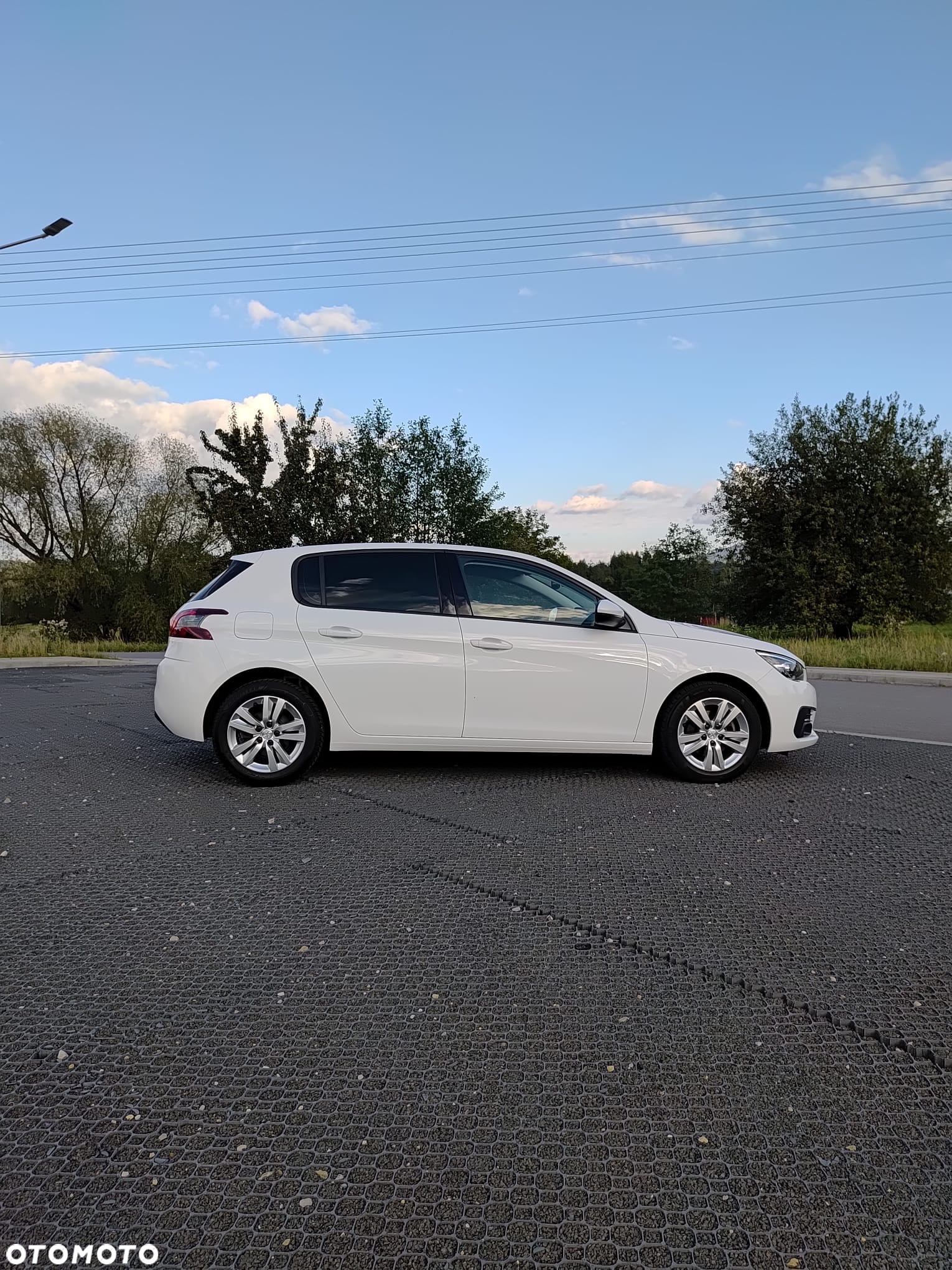 Peugeot 308 1.5 BlueHDi Active S&S EAT8 - 5