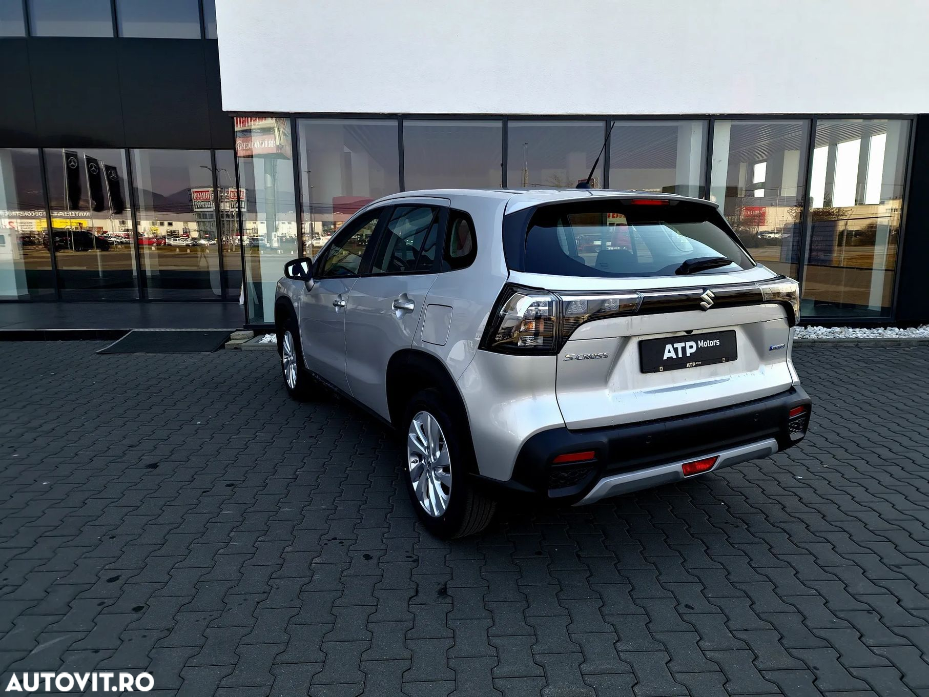 Suzuki SX4 S-Cross - 4