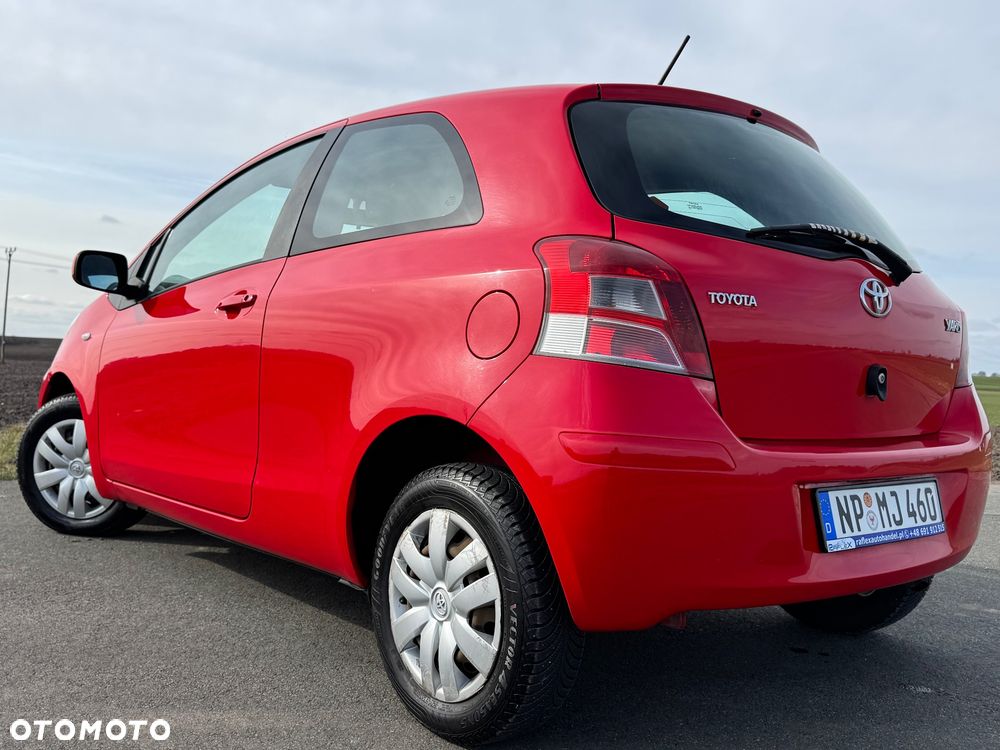Toyota Yaris 1.0 Luna EU5 - 4