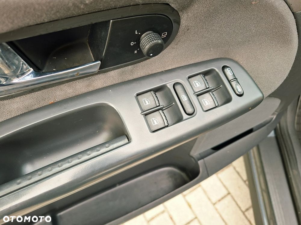 Volkswagen Sharan 2.0 TDI Highline - 18