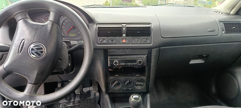 Volkswagen Golf 1.9 CL TDI - 9