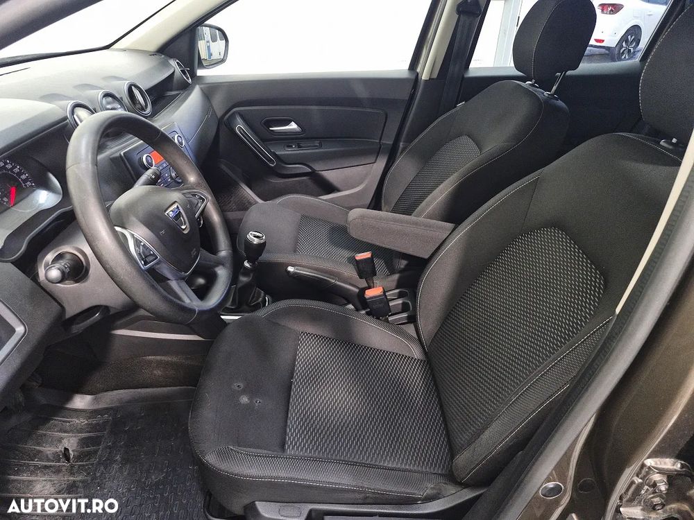 Dacia Duster 1.5 Blue dCi 4WD Comfort - 9