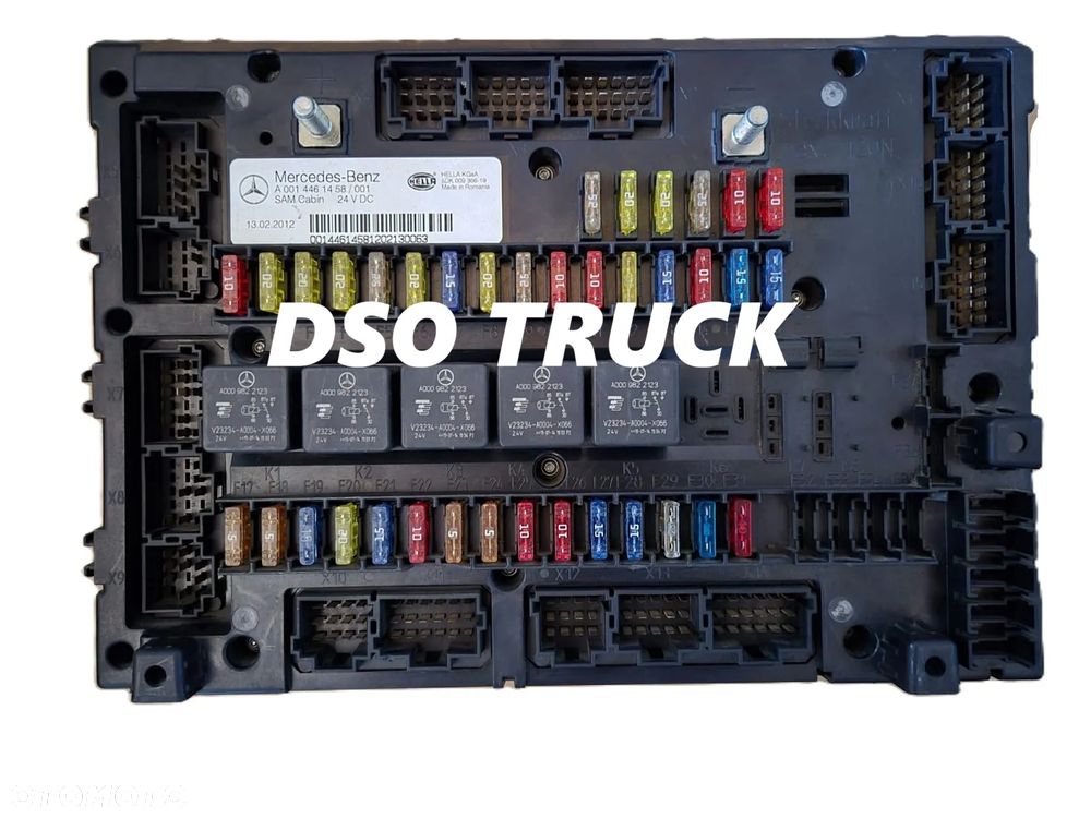 Skrzynka Tablica Modul Plyta bezpiecznikow A0014461458 A0014461558 MERCEDES MP4 - 3
