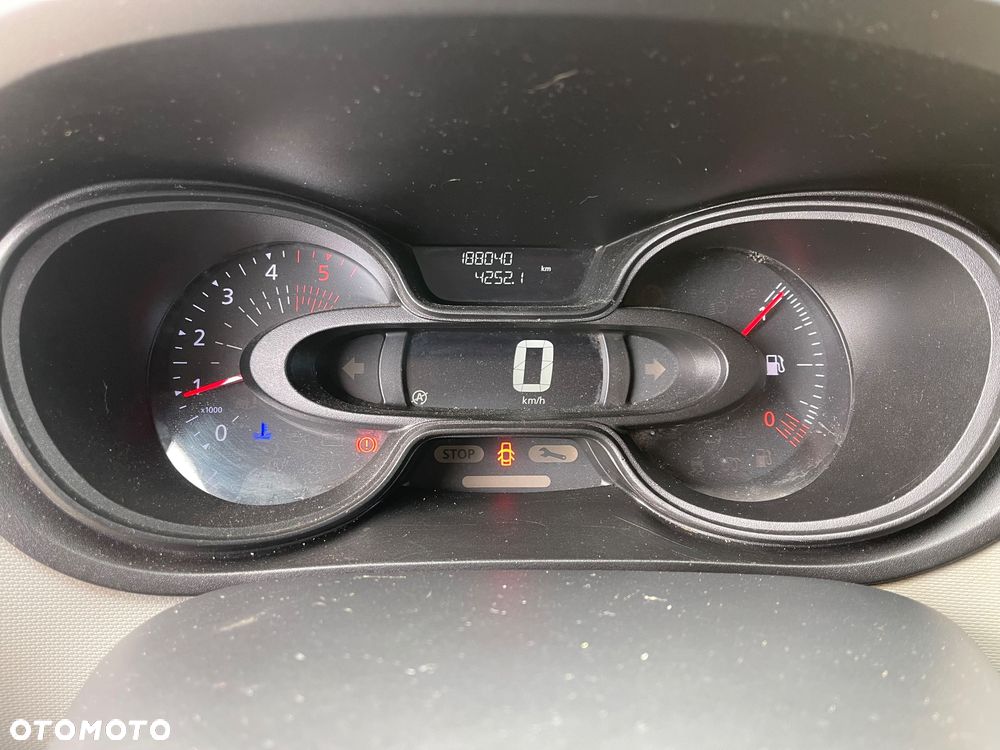 Renault Trafic 1.6 dCi - 12