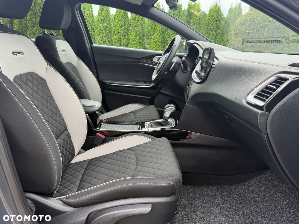Kia ProCeed 1.5 T-GDI DCT7 OPF GT LINE - 26