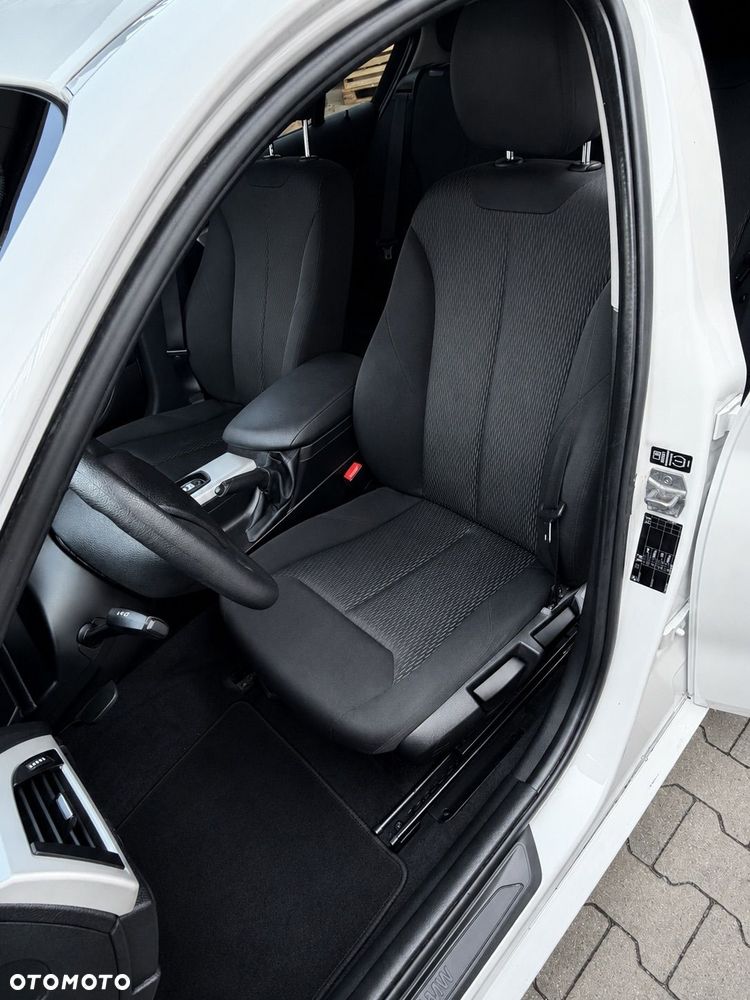 BMW Seria 1 116d EfficientDynamics Urban Line - 16