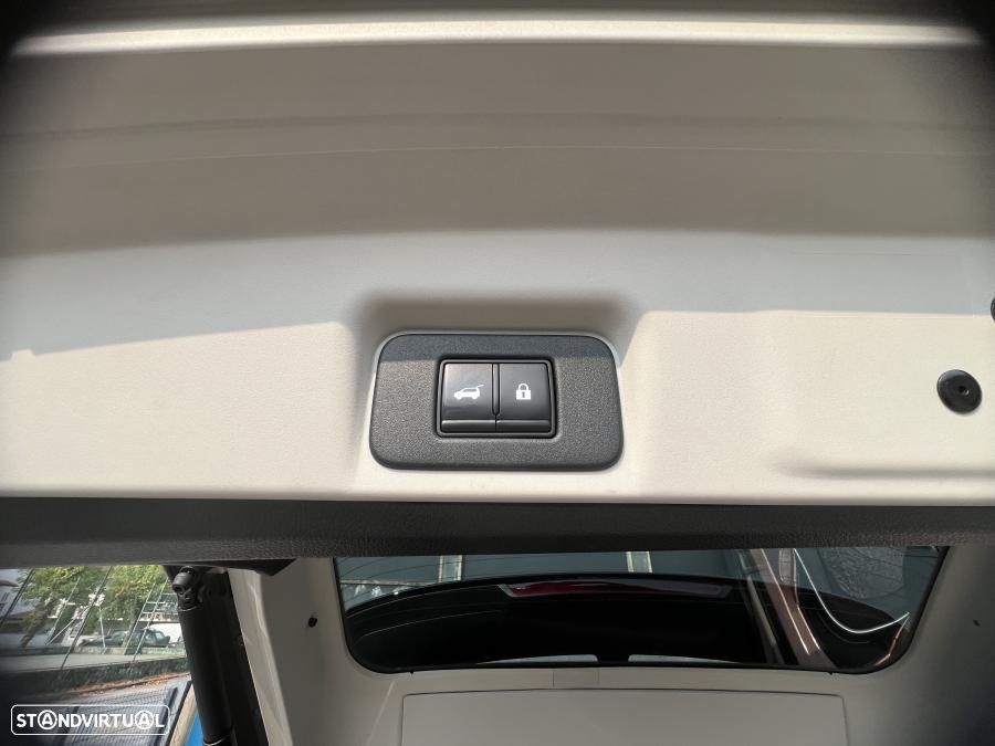 Nissan Ariya 63 kWh Advance - 52