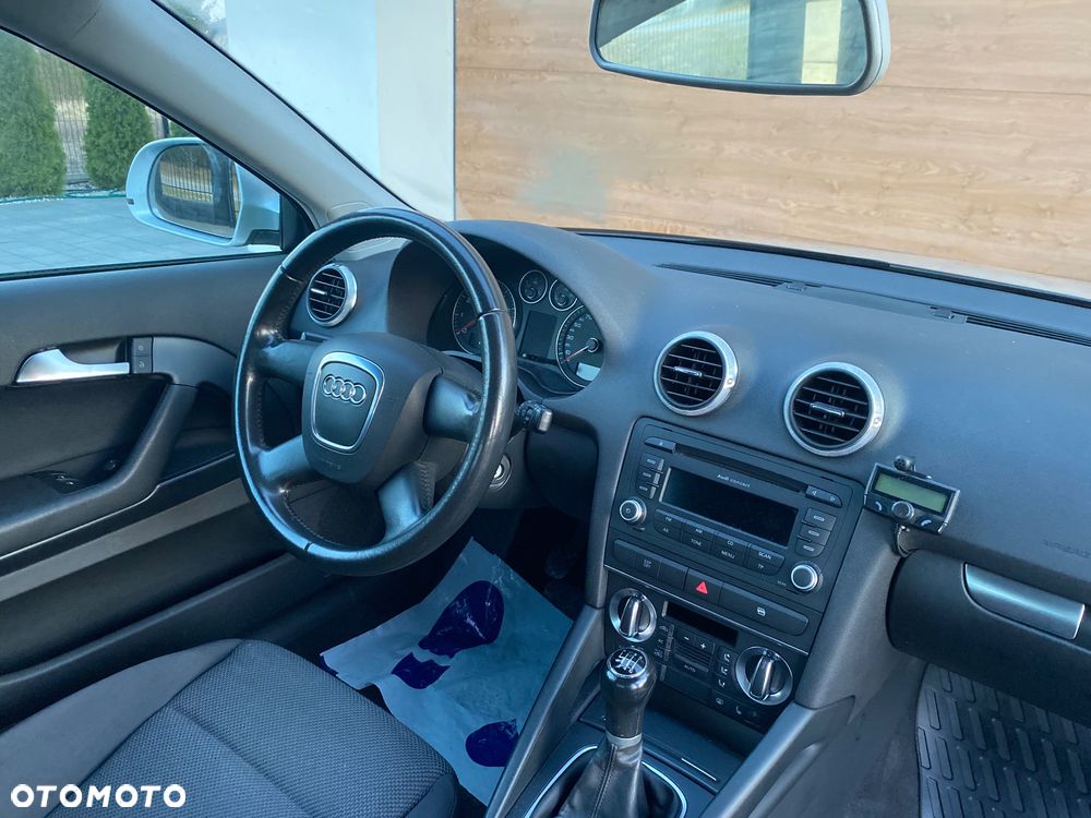Audi A3 3-drzwiowe 1.4 TFSI Attraction - 33