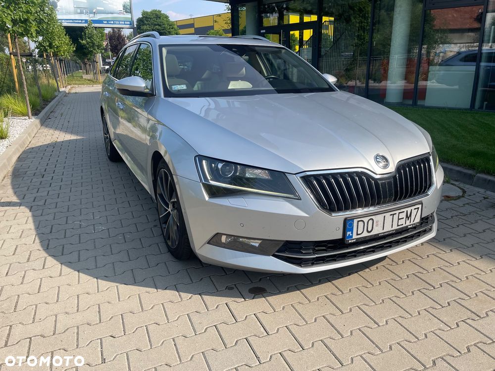 Skoda Superb 2.0 TDI L&K DSG - 2